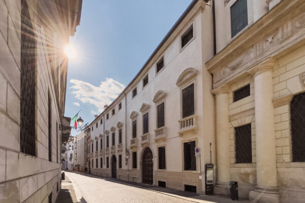 Palazzo Caldogno in Contrà Riale - 36100 Vicenza