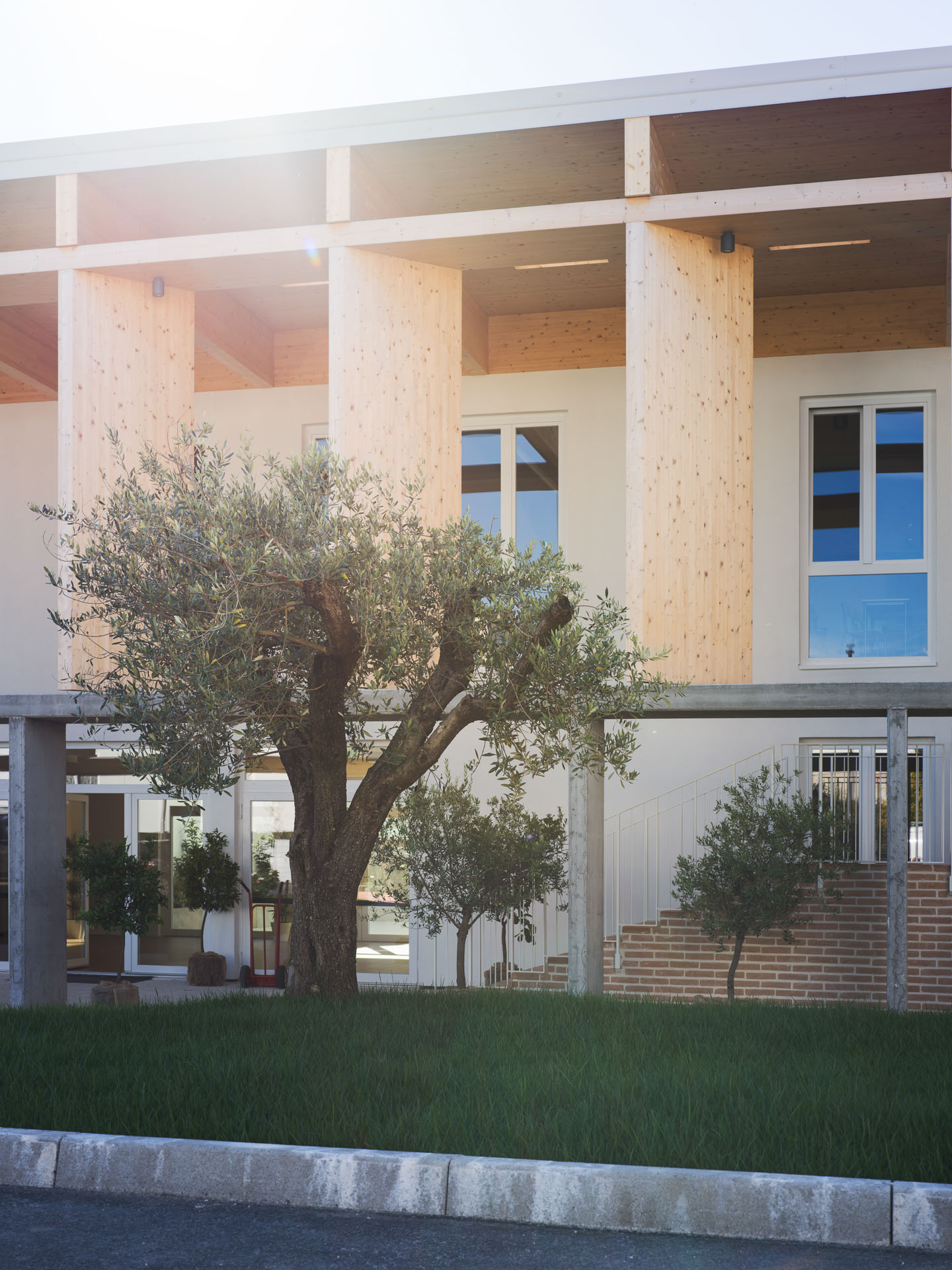 De-facci-spa-progetto-scuola-victory-padova_B0007658_p_p_Lr_web_hd