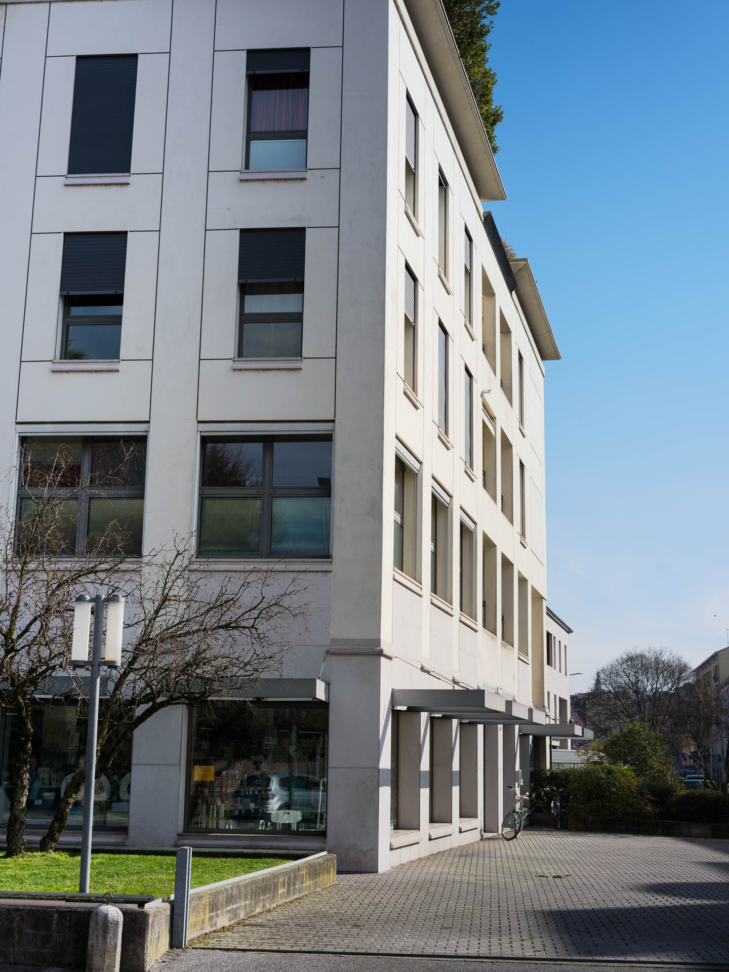 De-facci-spa-costruzioni-ccommerciali-direzionali_B0001519_p_p_Lr_web_hd