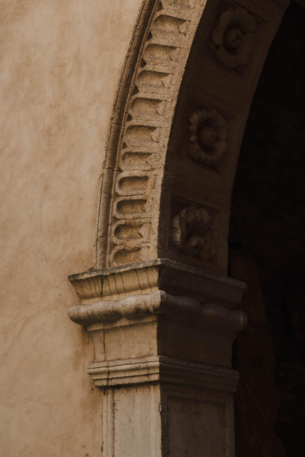 De-facci-spa-ristrutturazioni-restauro_De-facci-spa-resturo-ca-oro-vicneza-Nome documento_p_1_p_Lr_web_hd