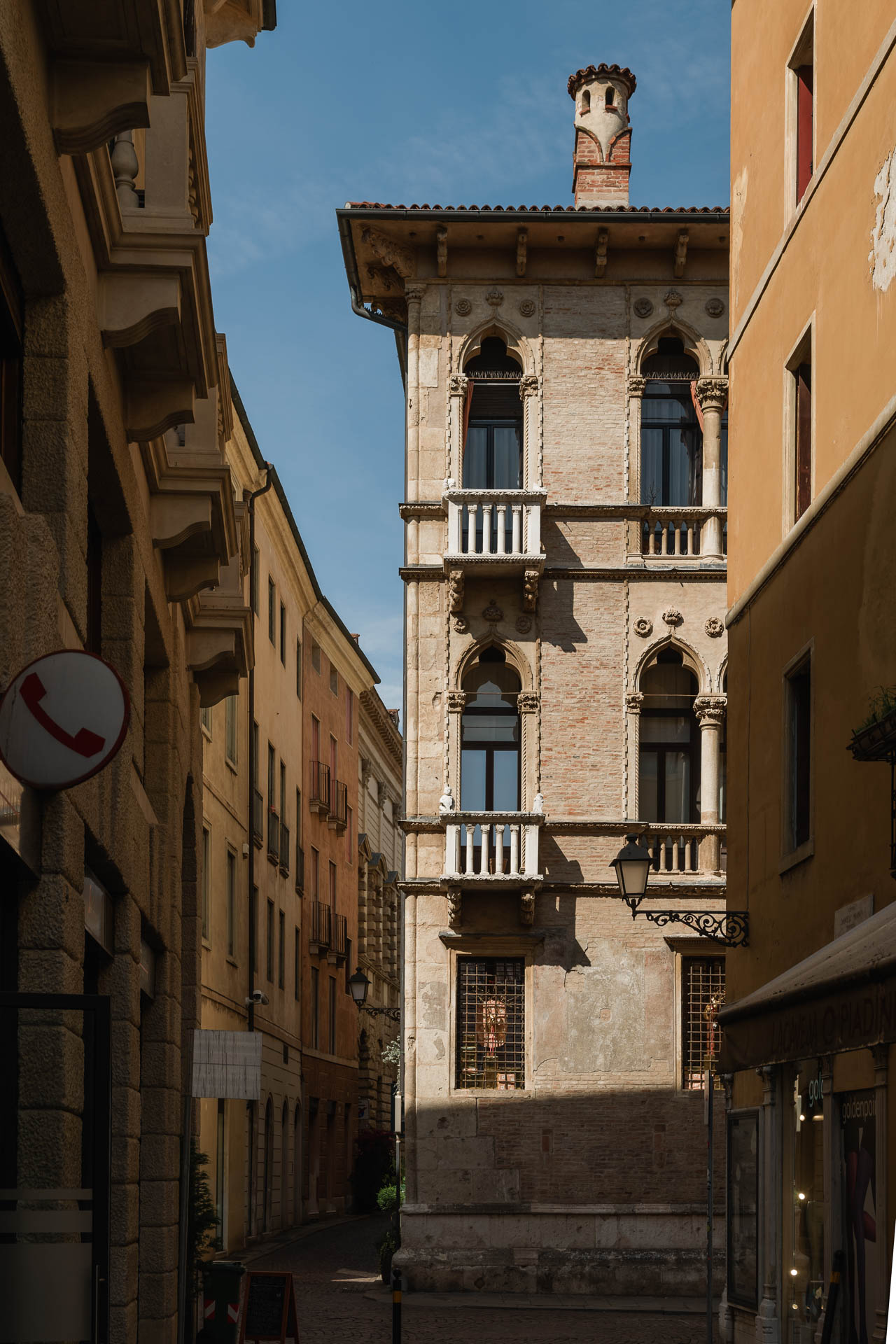 De-facci-spa-ristrutturazioni-restauro_De-facci-spa-resturo-ca-oro-vicneza-Nome documento_p_p_Lr_web_hd