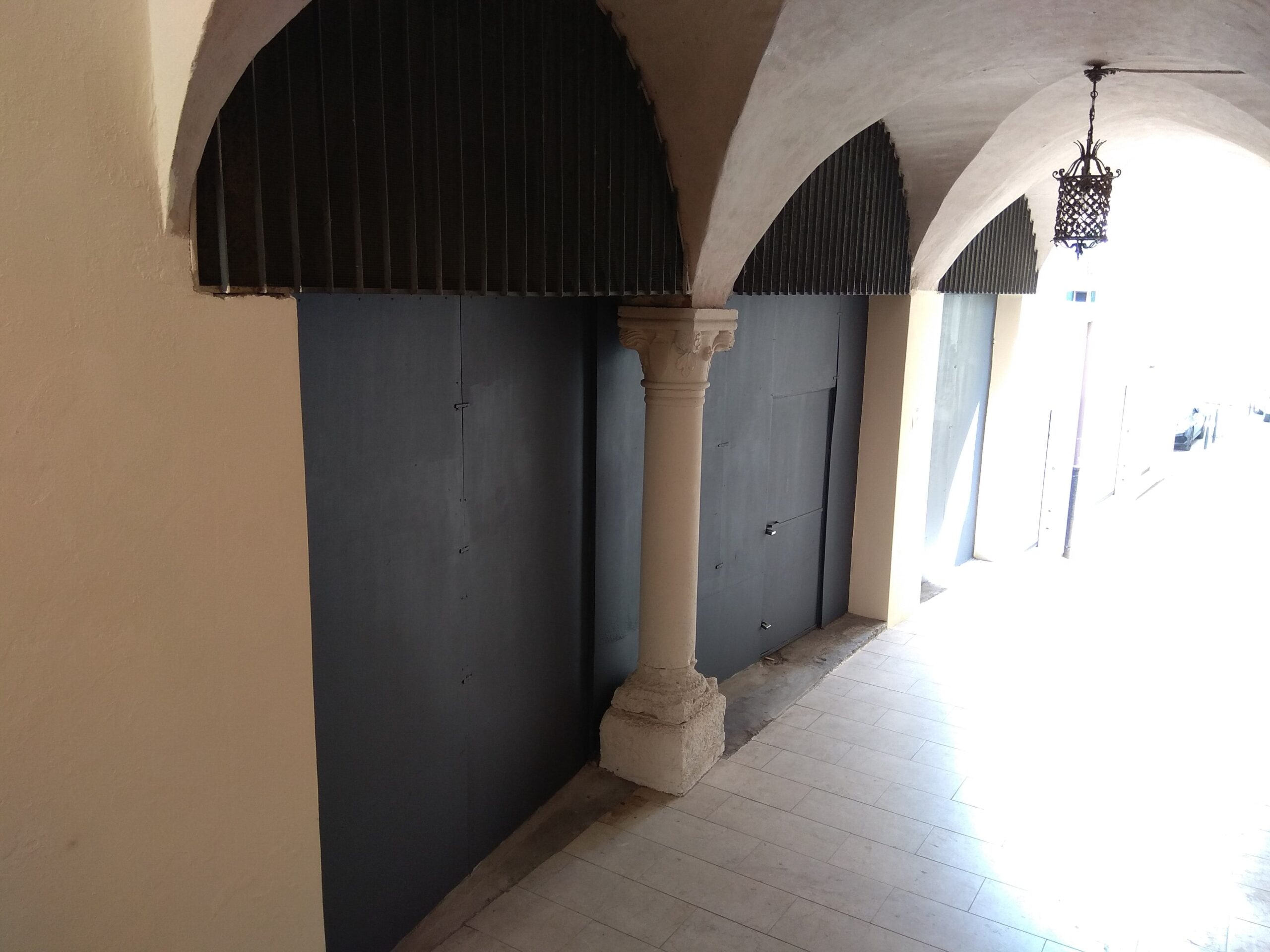 Negozio-Str.lla-Isola_De-Facci_1